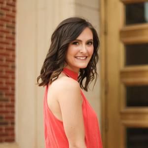 Meet your Posher, Caitlin